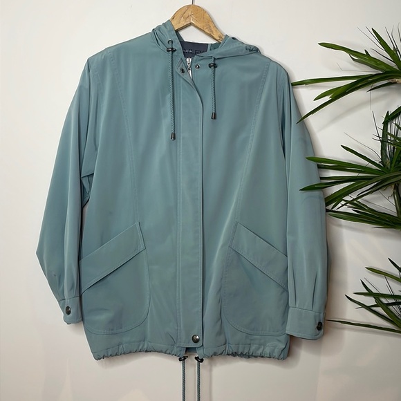 Bromley Collection || Petite Small Hooded Jacket - Picture 1 of 11